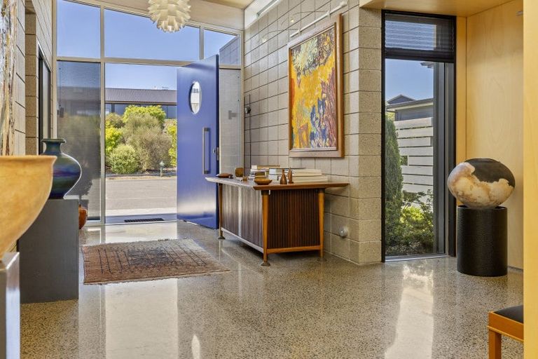 Photo of property in 12 Kurapoto Lane, Rainbow Point, Taupo, 3330