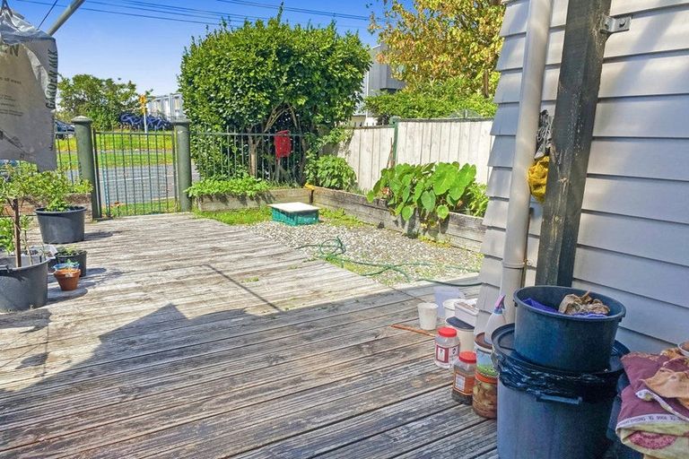 Photo of property in Tuscany Towers, 26/1 Ambrico Place, New Lynn, Auckland, 0600