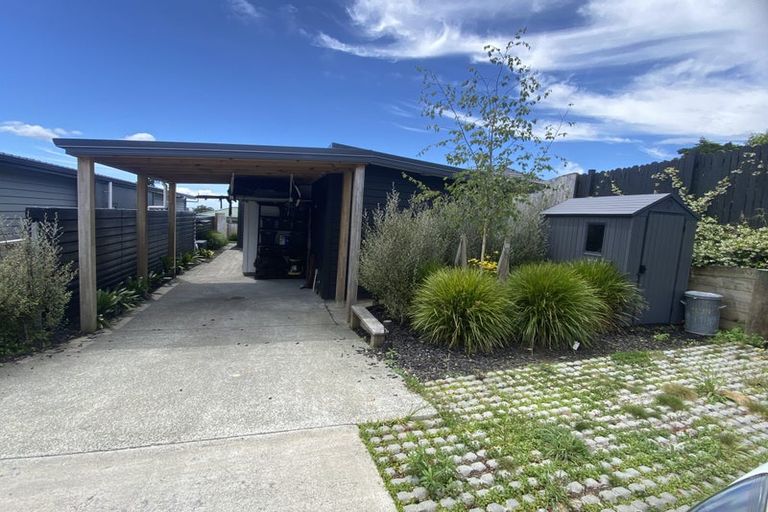 Photo of property in 78d Lincoln Park Avenue, Massey, Auckland, 0614