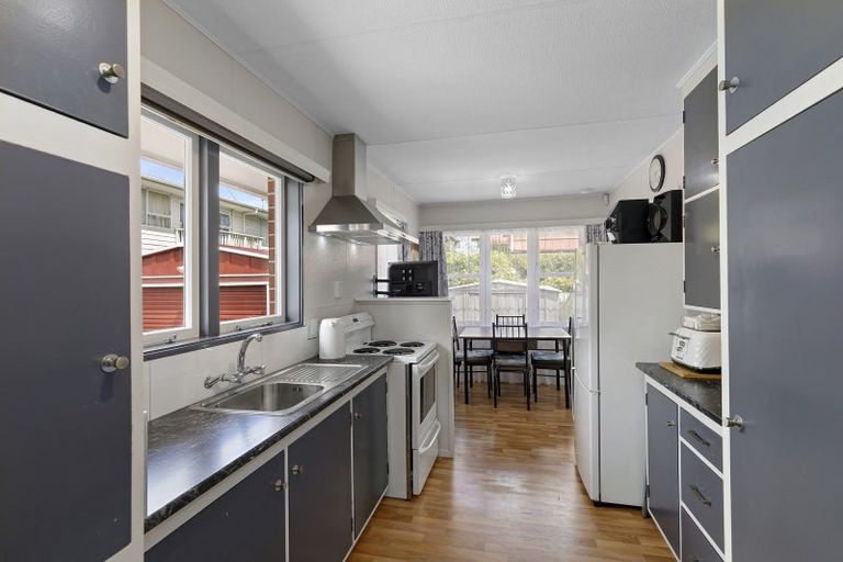 Photo of property in 13a Wai-iti Crescent, Woburn, Lower Hutt, 5010