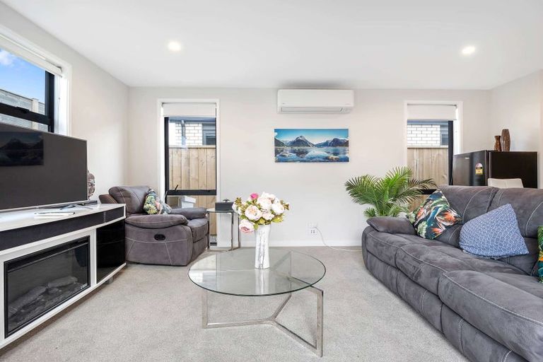 Photo of property in 5 Wharangi Lane, Papamoa, 3118