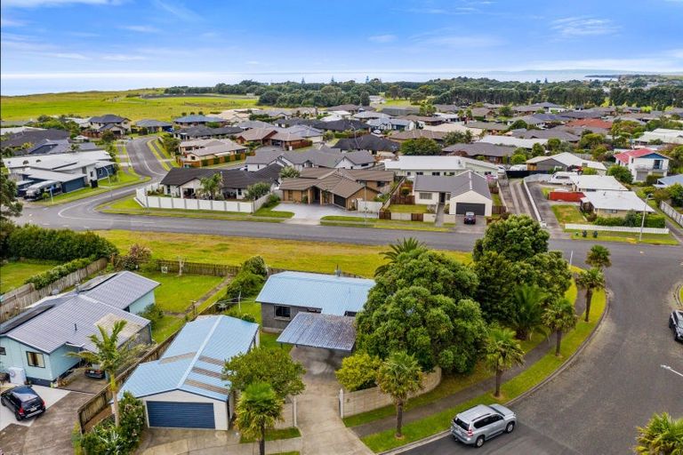 Photo of property in 4 Ludlow Place, Bell Block, New Plymouth, 4312