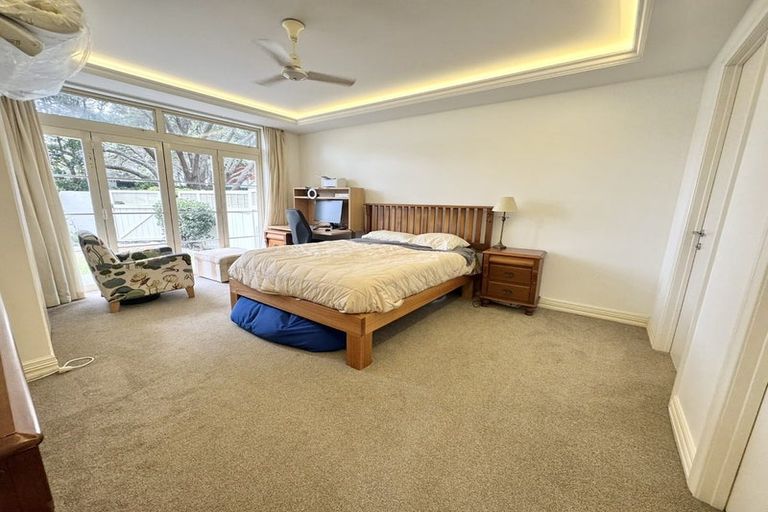 Photo of property in The Georgian, 2/8 Sidmouth Street, Mairangi Bay, Auckland, 0630