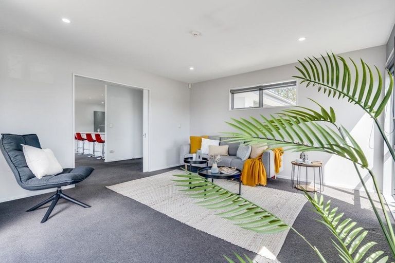 Photo of property in 14 Gosling Crescent, Halswell, Christchurch, 8025