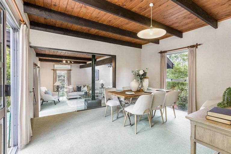 Photo of property in 72 Park Hill Road, Birkenhead, Auckland, 0626