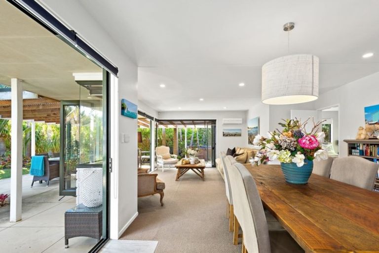 Photo of property in 12 Riverside Drive, Point Wells, 0986