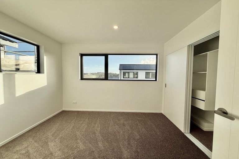 Photo of property in 192 Henwood Road, Westgate, 0814