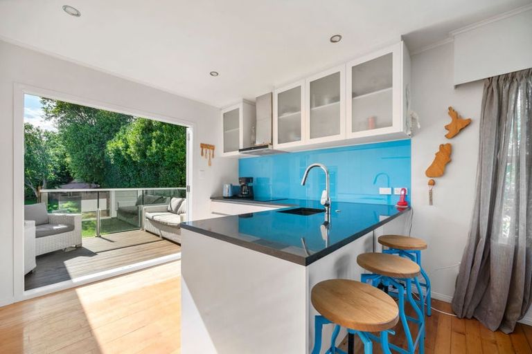 Photo of property in 16 The Boulevard, Sunnyhills, Auckland, 2010