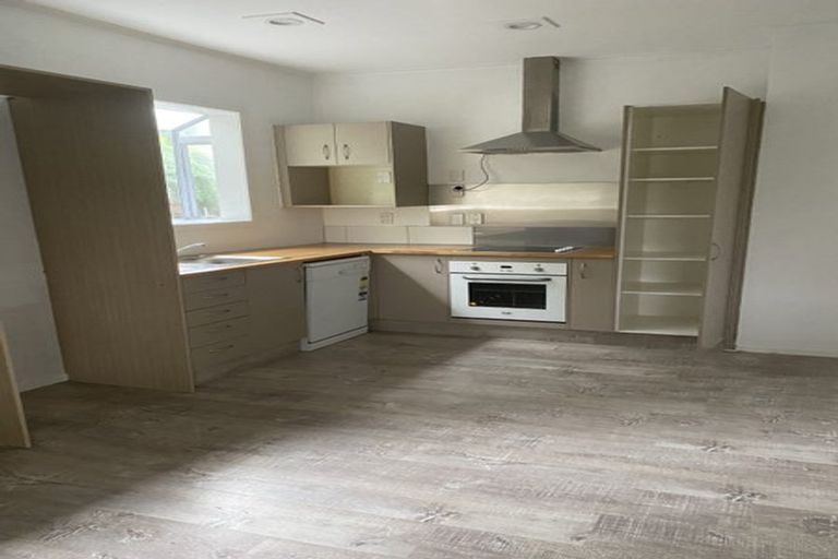 Photo of property in 34b Toru Street, Te Atatu Peninsula, Auckland, 0610