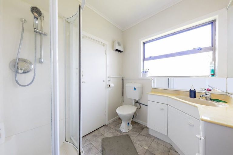 Photo of property in 18 Cameron Street, Papakura, 2110