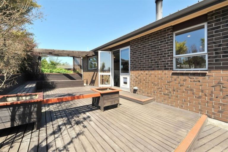 Photo of property in 28a Wyatt Place, Russley, Christchurch, 8042