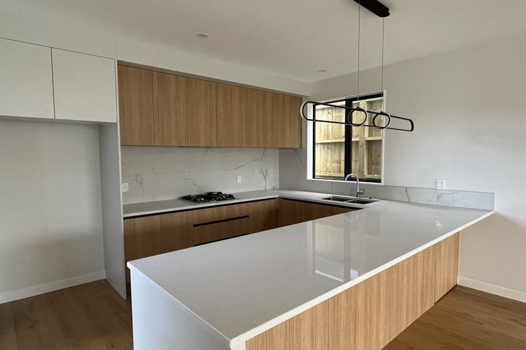 Photo of property in 31b Larne Avenue, Pakuranga Heights, Auckland, 2010