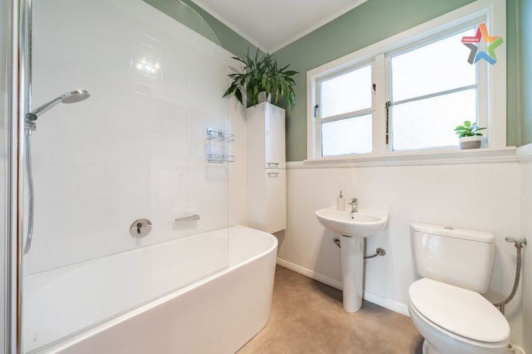 Photo of property in 38 Bush Street, Naenae, Lower Hutt, 5011