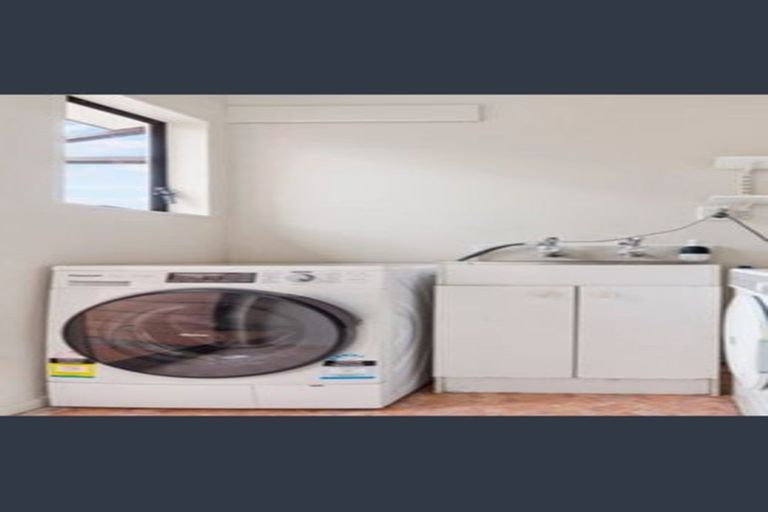 Photo of property in 2/62 Weymouth Road, Manurewa, Auckland, 2102