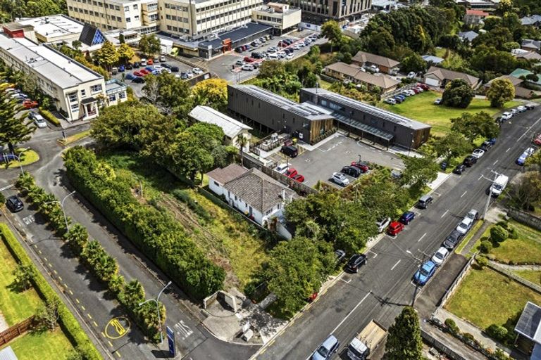 Photo of property in 31 David Street, Westown, New Plymouth, 4310