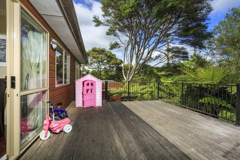 Photo of property in 15 Hobson Heights Road, Lucas Heights, Auckland, 0632