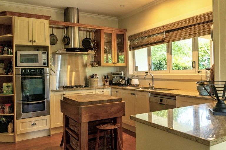 Photo of property in 76 Kitchener Street, Wairoa, 4108