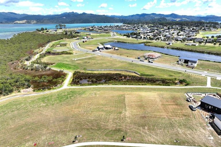 Photo of property in 177 Kopani Road, Matarangi, 3592