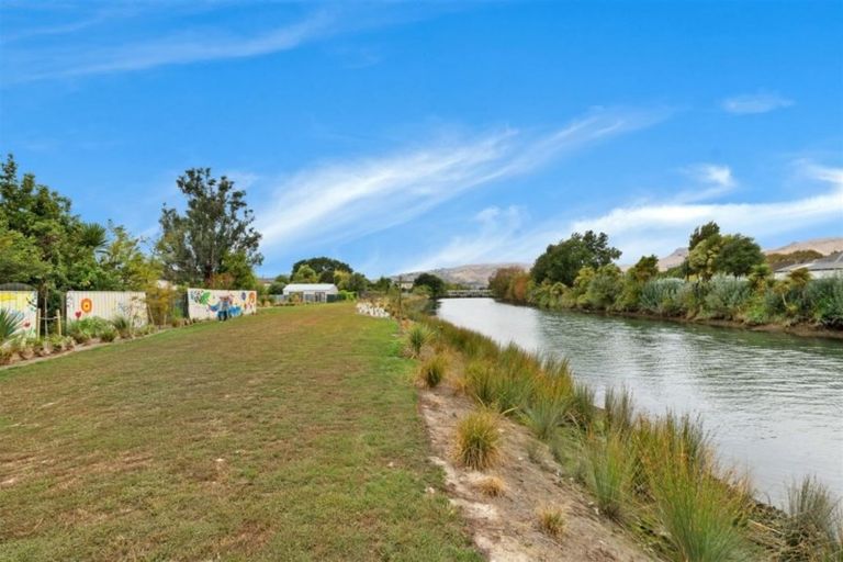 Photo of property in 37 Heathcote Street, Woolston, Christchurch, 8023