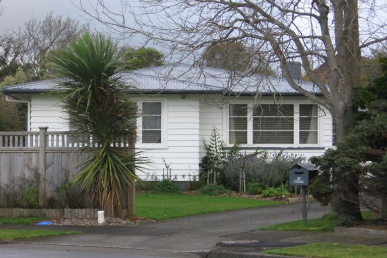 Photo of property in 10 Athlone Place, Hokowhitu, Palmerston North, 4410