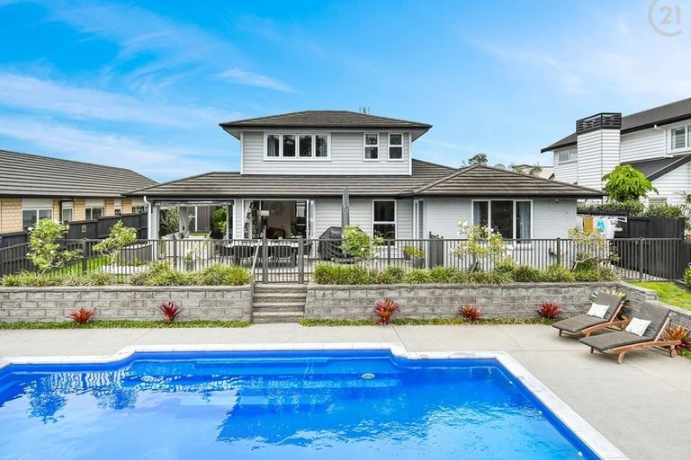 Photo of property in 3 Acqua Place, Karaka, Papakura, 2113