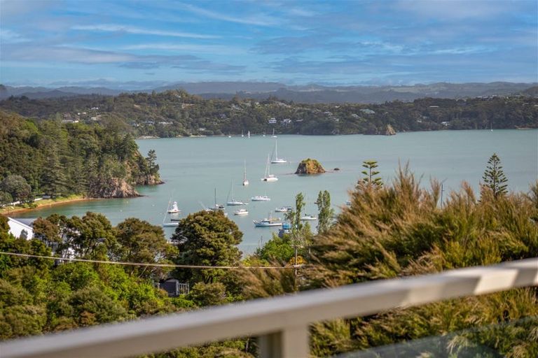 Photo of property in 8 Titore Way, Russell, 0202