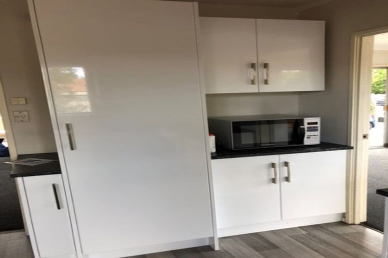 Photo of property in 48 Solway Avenue, Ilam, Christchurch, 8041