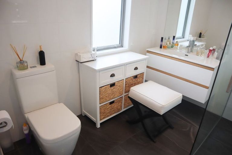 Photo of property in 95c Edgeware Road, St Albans, Christchurch, 8014