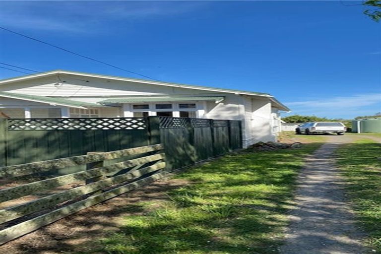 Photo of property in 13 Awatoto Road, Meeanee, Napier, 4183