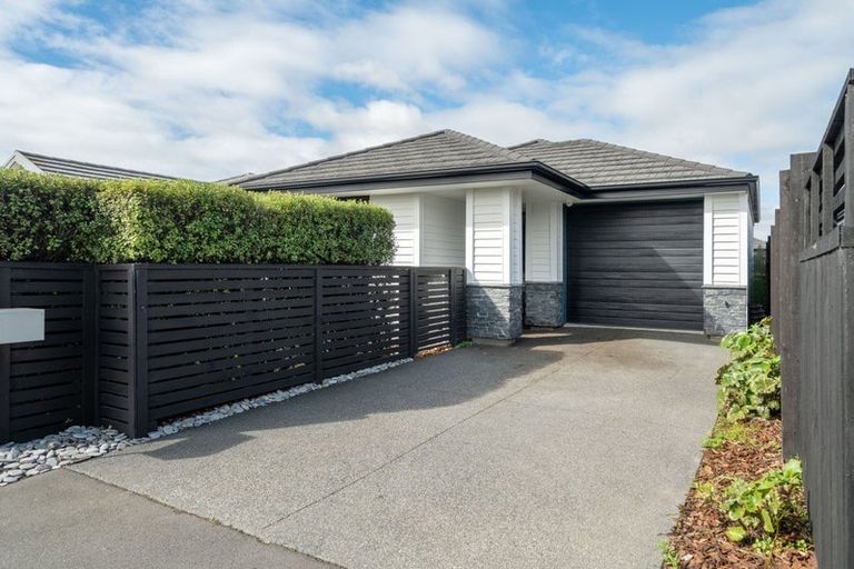 Photo of property in 31 Packard Crescent, Halswell, Christchurch, 8025