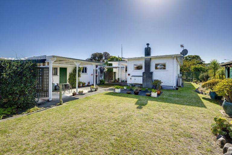 Photo of property in 4 Logan Avenue, Marewa, Napier, 4110