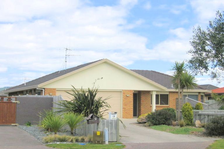 Photo of property in 15 Thebes Grove, Papamoa Beach, Papamoa, 3118
