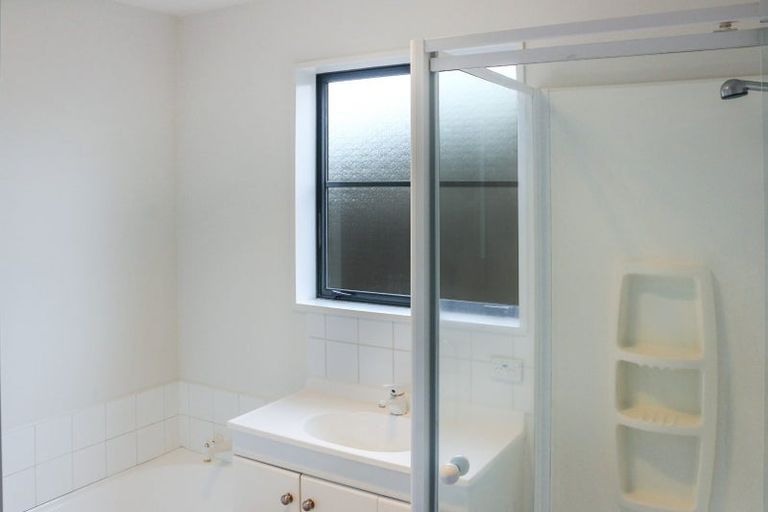 Photo of property in 46d Division Street, Riccarton, Christchurch, 8041