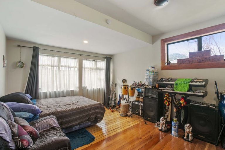 Photo of property in 58 Record Street, Fitzroy, New Plymouth, 4312