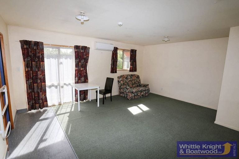 Photo of property in 287c Riccarton Road, Upper Riccarton, Christchurch, 8041