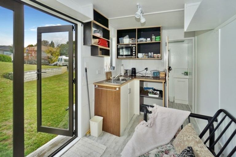 Photo of property in 8c Wiltshire Place, Te Puke, 3119