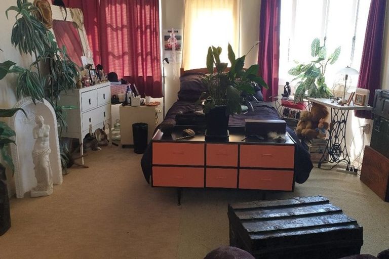 Photo of property in 32 Leicester Street, Patea, 4520