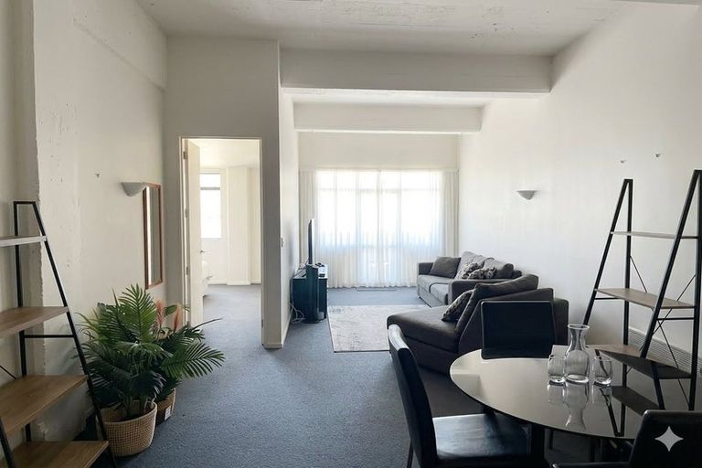 Photo of property in Tennyson Apartments, 6/25 Tennyson Street, Te Aro, Wellington, 6011