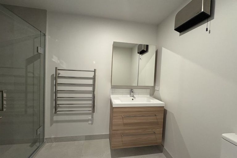 Photo of property in 12/42 Brandon Road, Glen Eden, Auckland, 0602