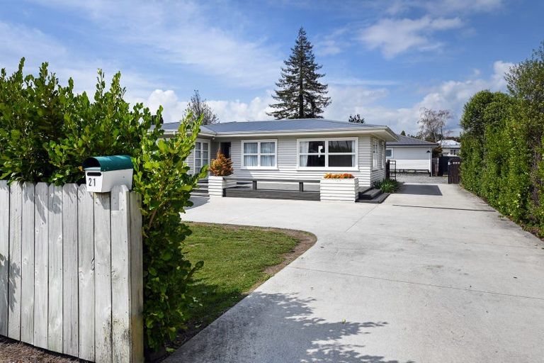 Photo of property in 21 Russell Road, Fairy Springs, Rotorua, 3015