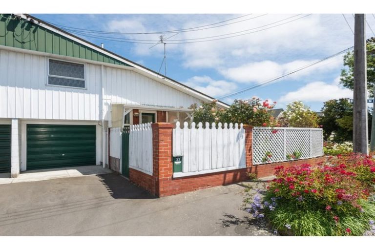 Photo of property in 33 Stoneyhurst Street, St Albans, Christchurch, 8014