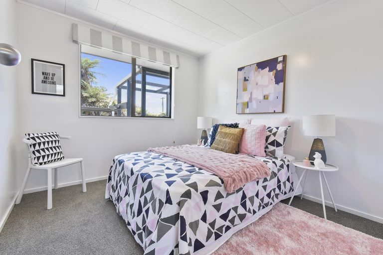 Photo of property in 2/59 Fernaig Street, Papakura, 2110