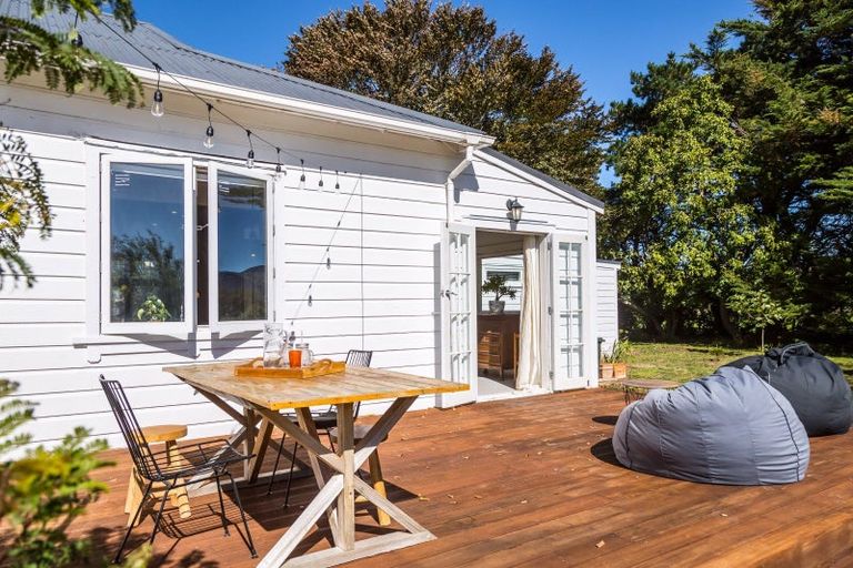 Photo of property in 94 Lake Domain Road, Lake Reserve, Featherston, 5771