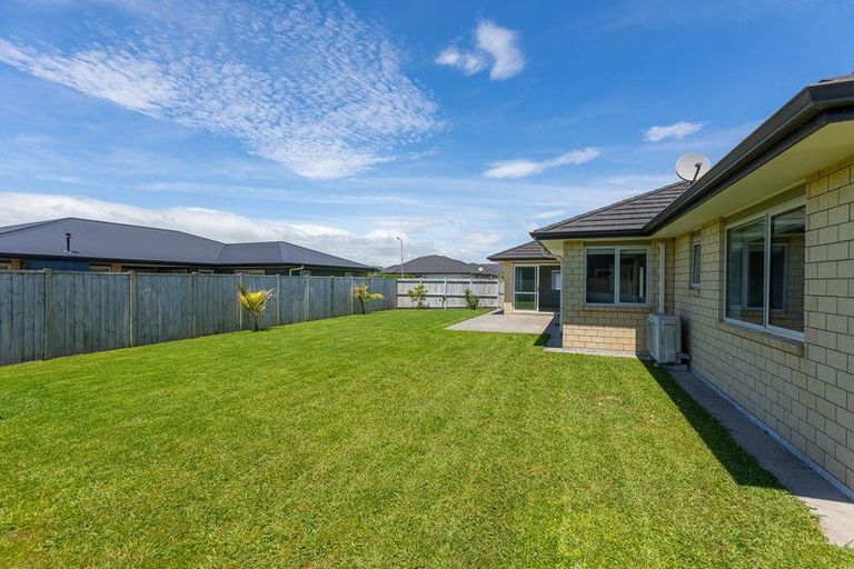 Photo of property in 11 Rawiri Drive, Bell Block, New Plymouth, 4312