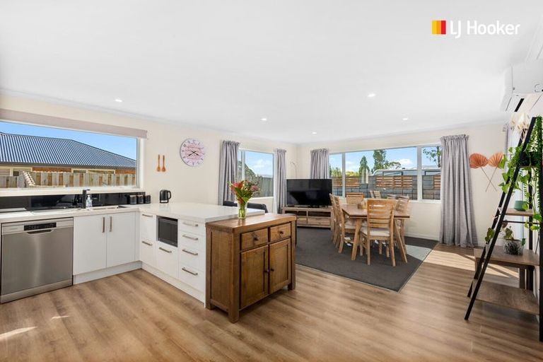 Photo of property in 19 Paterson Road, Mosgiel, 9092