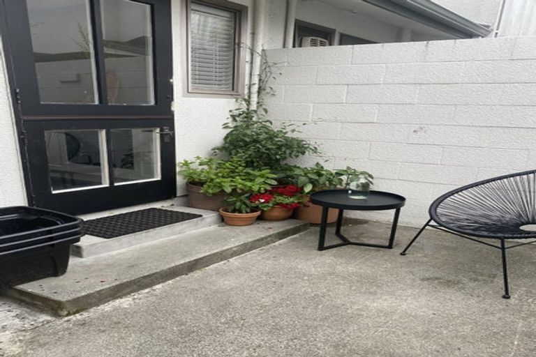 Photo of property in 4/14 Greenwood Road, Havelock North, 4130