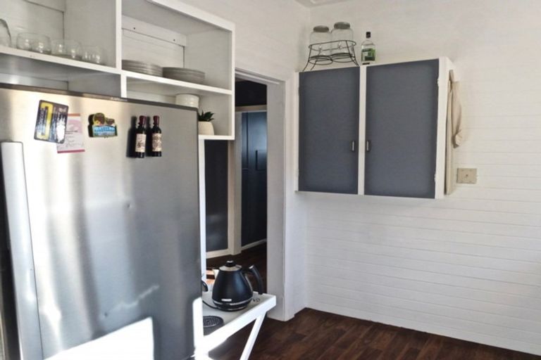 Photo of property in 10 Parakai Street, Paraparaumu, 5032