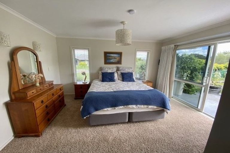 Photo of property in 4 Camellia Lane, Carterton, 5713