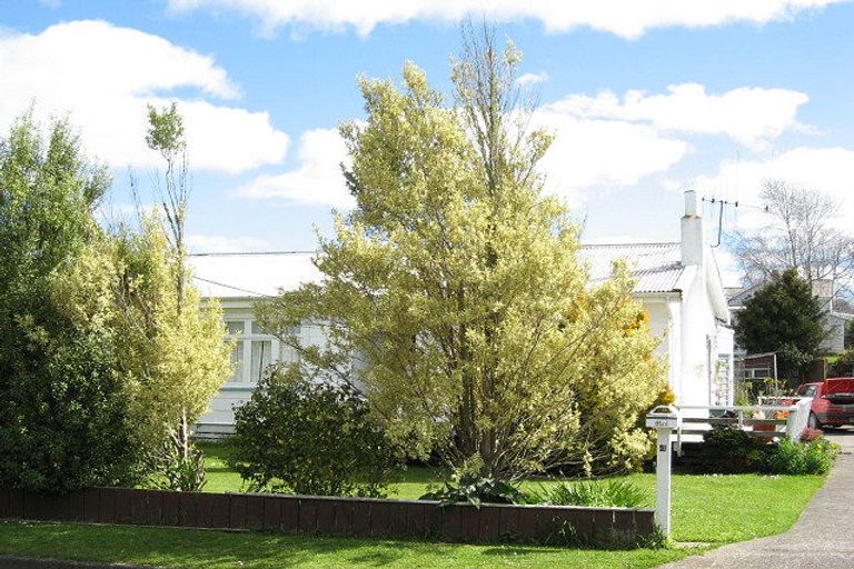 Photo of property in 4 William Street, Marton, 4710