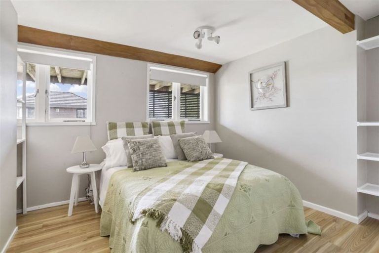 Photo of property in 1/40 Carlisle Road, Browns Bay, Auckland, 0630